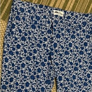 NWOT - Old Navy Pixie Pant